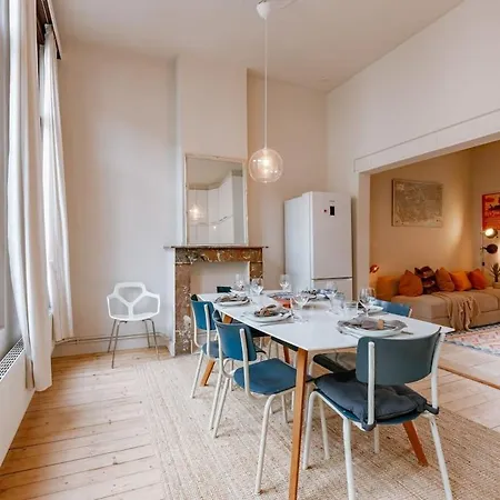 בית נופש Huswell - Charming Mansion In Vibrant *